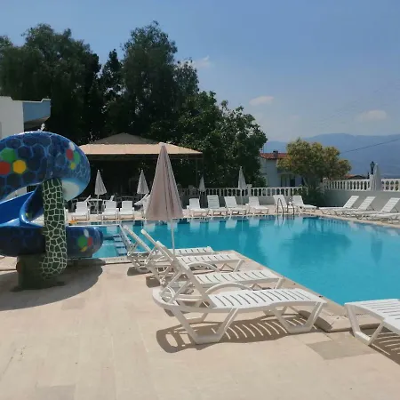 Blue Egeria Park Κουσάντασι